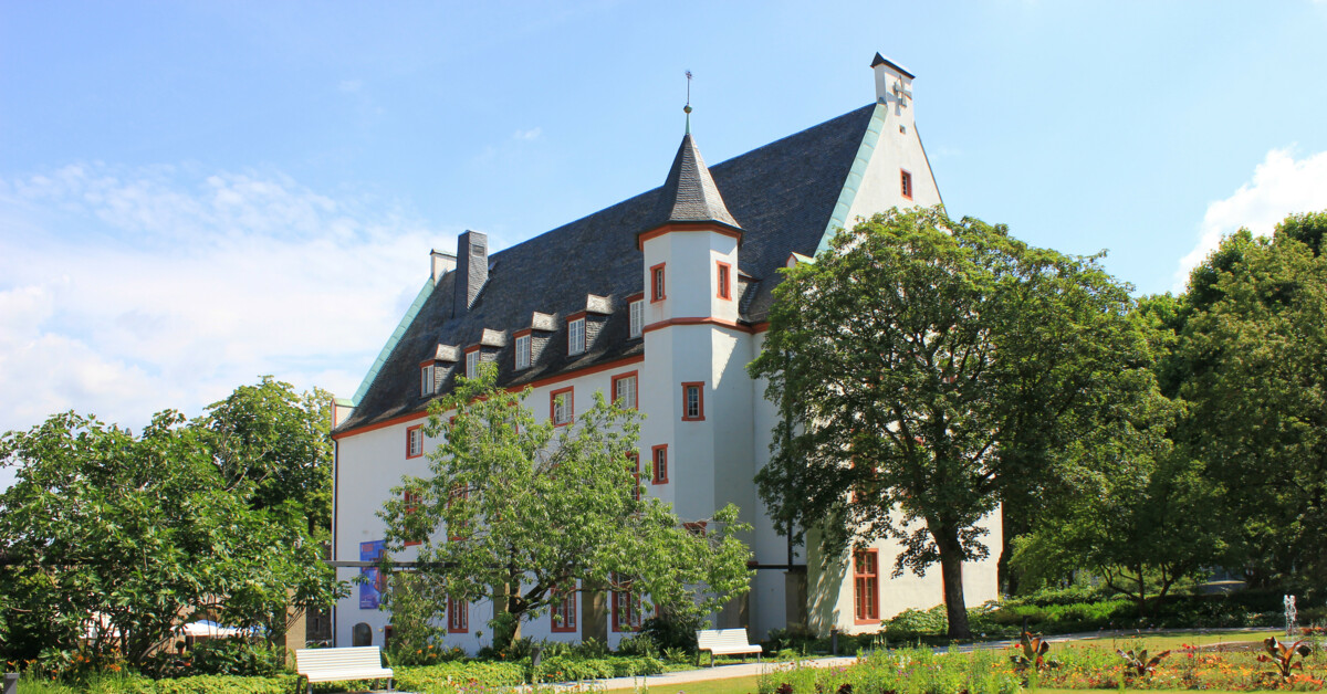 The Deutschherrenhaus with Ludwig Museum - Visit Koblenz